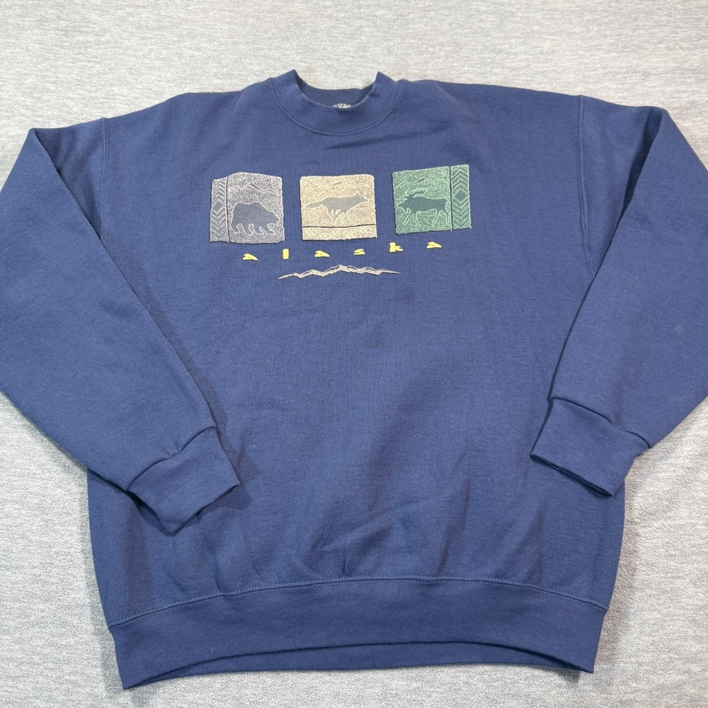 Fruit of‎ the Loom Sweatshirt Men XL Blue Vintage Alaska Animal Graphic Pullover